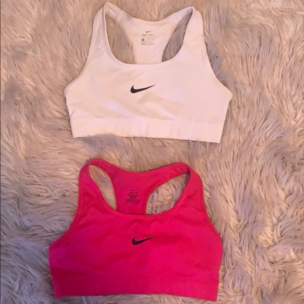 2 Nike sports bra